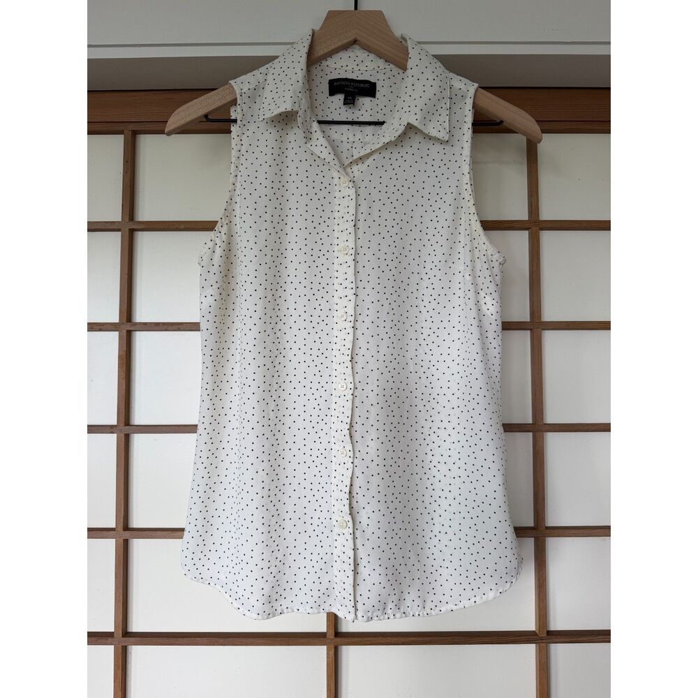 Banana Republic Factory XS Ivory Polka Dot Sleeveless Button Front Blouse